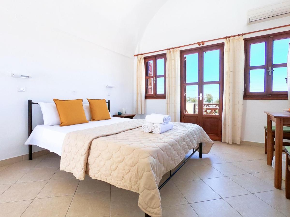 Almyra Villa Perissa  Dış mekan fotoğraf